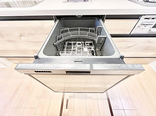 面倒なお片づけは食洗機にお任せ!家事の負担が減って、時間にも気持ちにもゆとりができます。