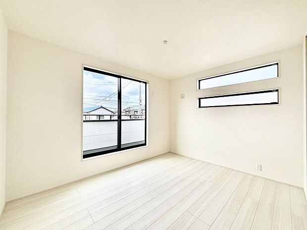 2面採光を確保した明るい空間。家族みんなが快適な暮らしを実現する設計です。