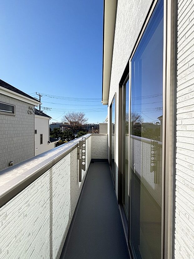 風通しの良いバルコニー