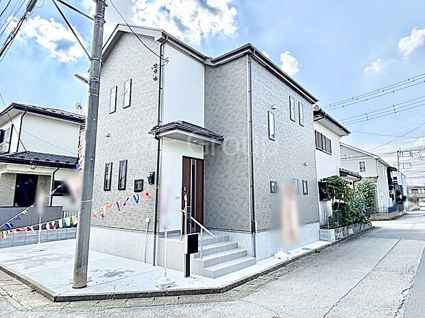 上質感あふれる外観デザイン。魅力の住まいを実現。 