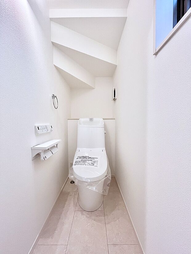 トイレは安心の2箇所!朝のバタバタも一安心です。