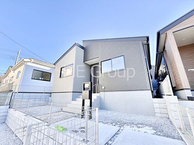 暮らしやすさと居心地の良さにこだわったシンプルで飽きのこないデザイン！