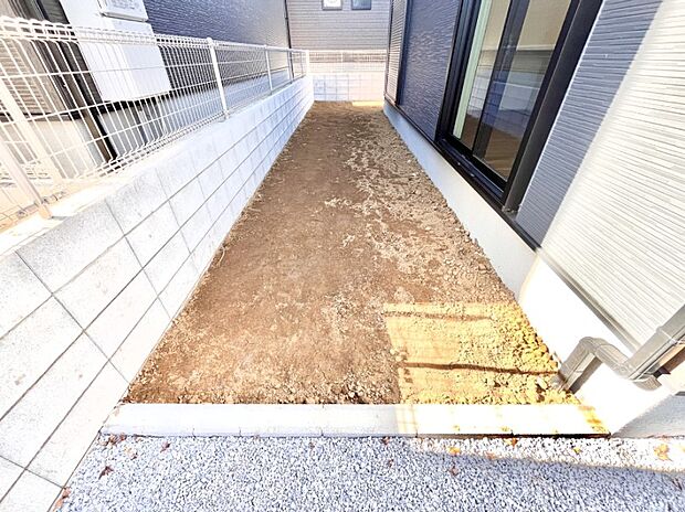 ちょっとしたスペースを設けることによって敷地にゆとりが生まれます！