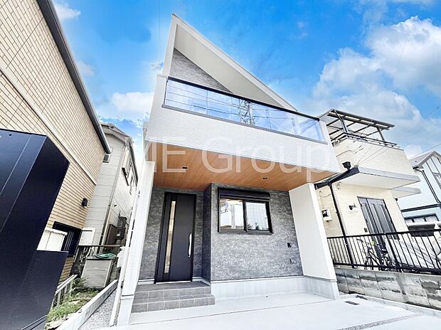 溢れる陽光でご家族の笑顔も輝く  