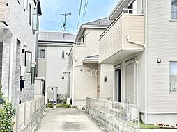 埼玉県草加市稲荷4丁目