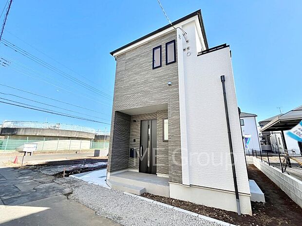 たっぷりの陽光と心地よい風が舞い込む住まい