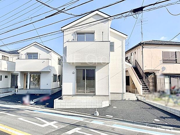 たっぷりの陽光と心地よい風が舞い込む住まい
