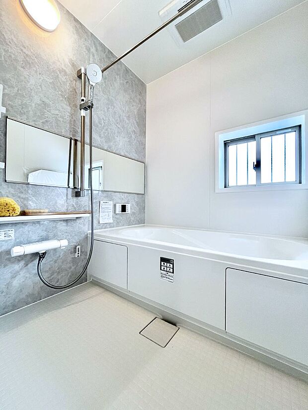 一日の疲れを癒やす大切なバスタイム。ゆっくりとお風呂を楽しんで疲れをとりたいですね!