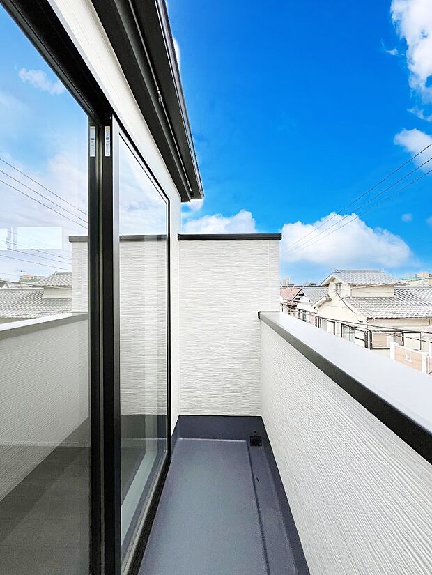 風通しの良いバルコニー