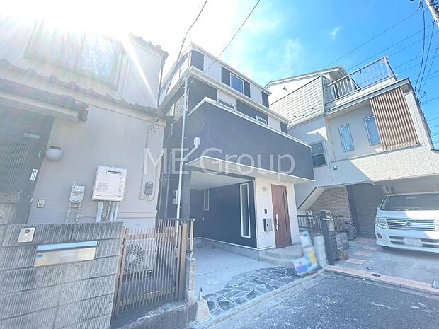 暮らしやすさと居心地の良さにこだわったシンプルで飽きのこないデザイン !