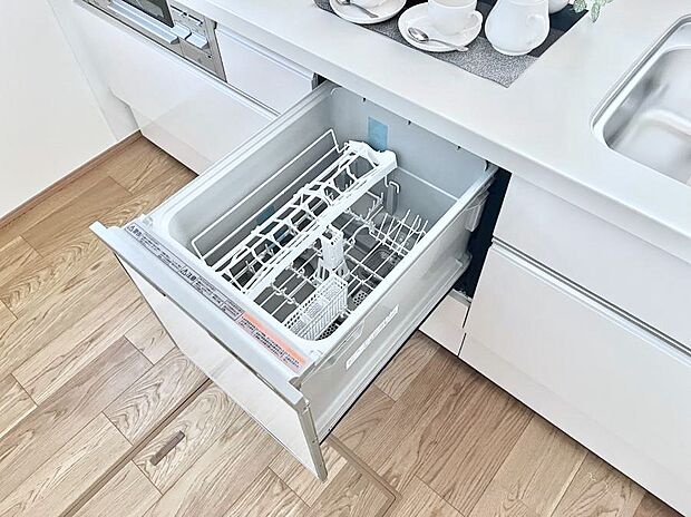 面倒なお片づけは食洗機にお任せ!家事の負担が減って、時間にも気持ちにもゆとりができます。