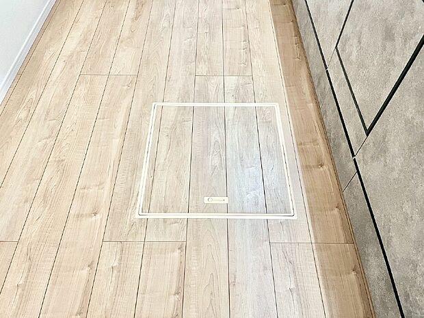 床下収納付き！日用品・非常用品の収納にも大活躍。