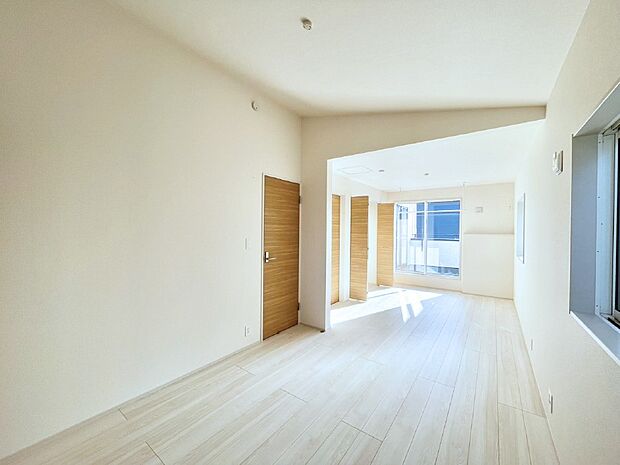 将来は2部屋にすることもできますね。お年頃になったら夢の個室にチェンジ！