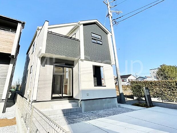 洗練された外観、上質な住空間が広がる室内は永く安心して過ごせる住居です。 