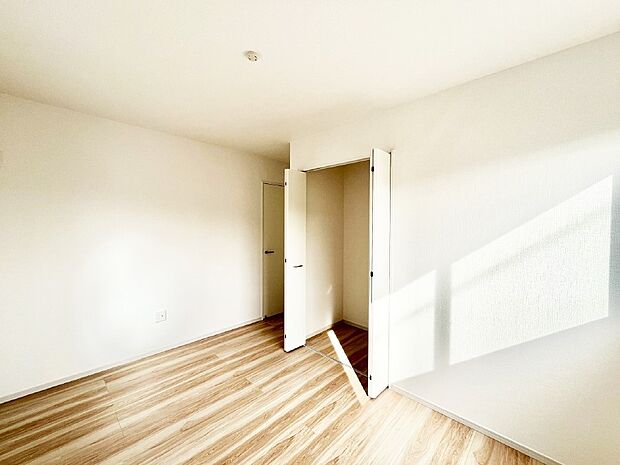 収納が充実しているので居住スペースを広々使えます