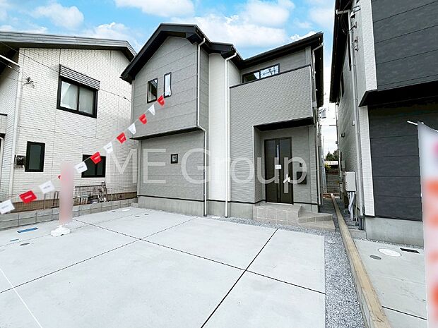 溢れる陽光でご家族の笑顔も輝く