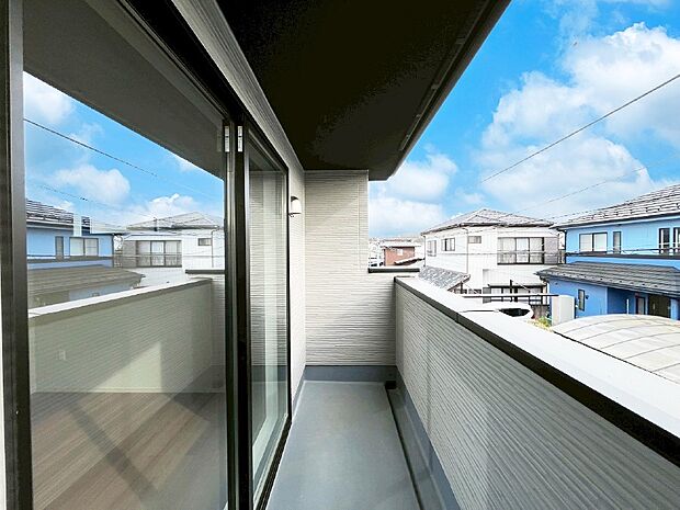 風通しの良いバルコニー