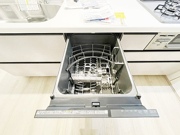 面倒なお片づけは食洗機にお任せ!家事の負担が減って、時間にも気持ちにもゆとりができます。