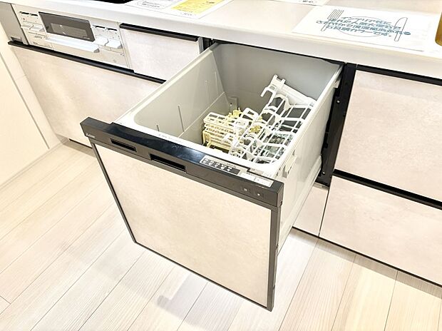 面倒なお片づけは食洗機にお任せ!家事の負担が減って、時間にも気持ちにもゆとりができます。