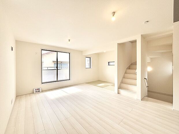 リビング階段が家族の笑顔と会話をつないでくれます