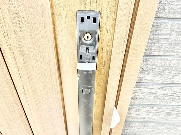 スマートに開錠できる電子キー