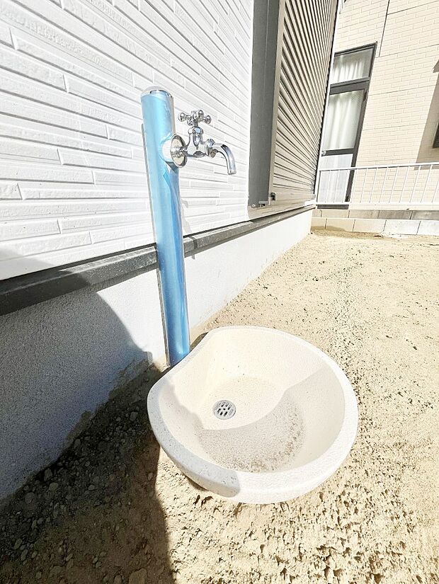 ガーデニングやお掃除に便利な外水栓