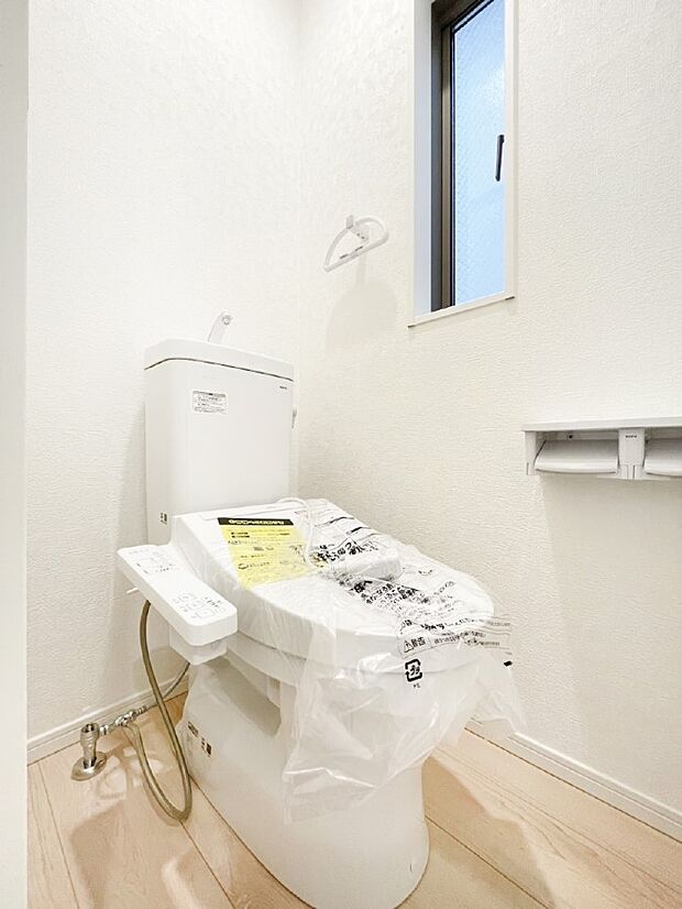 白を基調とした清潔感のある落ち着ける空間