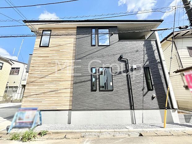 暮らしやすさと居心地の良さにこだわったシンプルで飽きのこないデザイン !