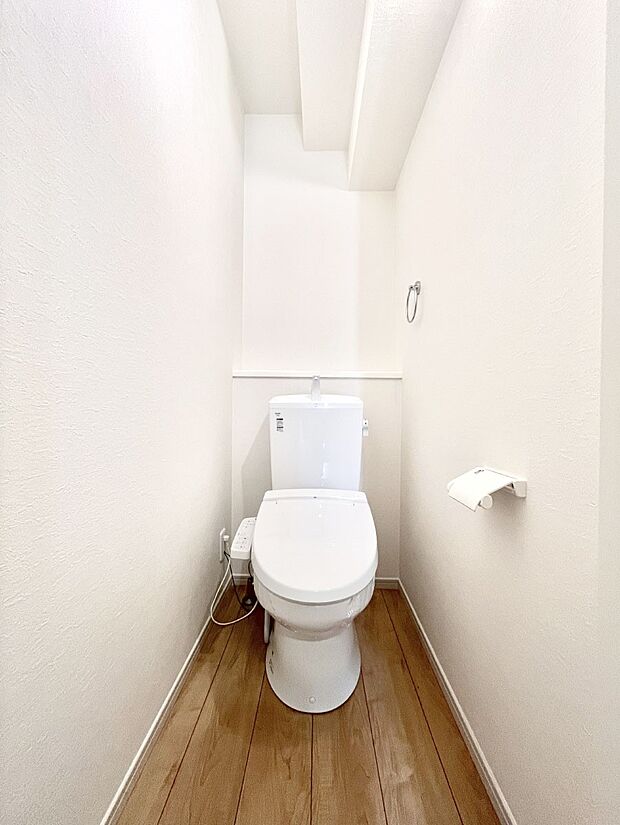 トイレは1階と2階それぞれに配置されていてとても便利です。 