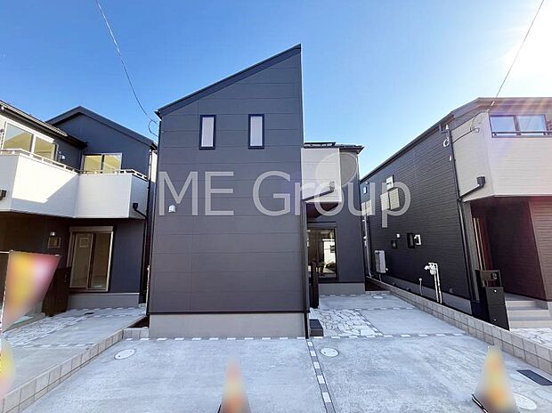 溢れる陽光でご家族の笑顔も輝く