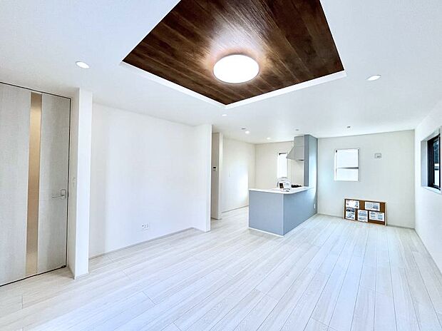 LDKは家族みんなの快適空間!お食事はもちろん、会話や、家族のつながりを強くする大事なスペースです。