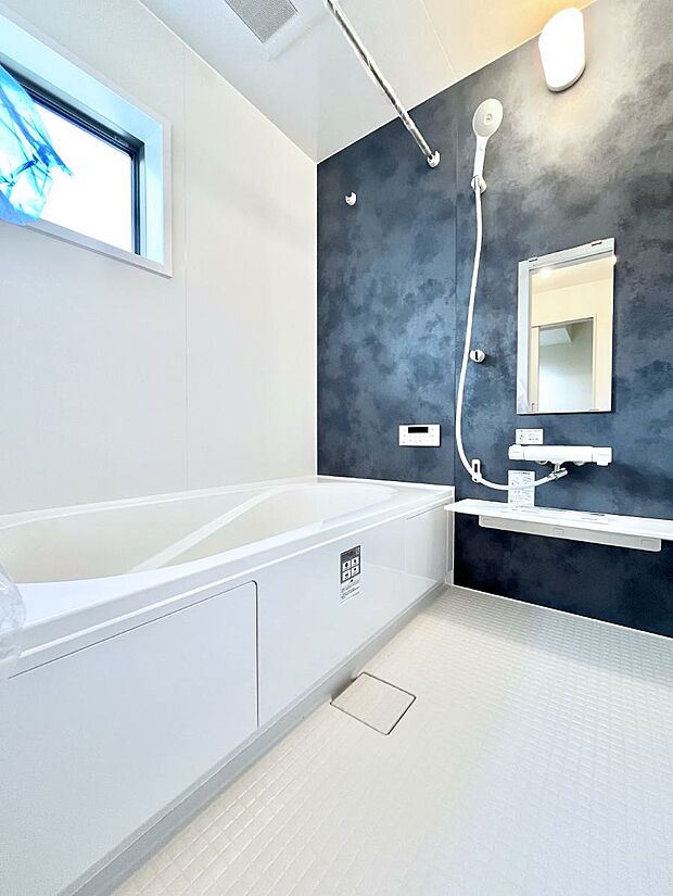 一日の疲れを癒やす大切なバスタイム。ゆっくりとお風呂を楽しんで疲れをとりたいですね！  