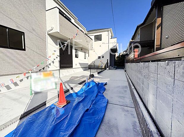 洗練された外観、上質な住空間が広がる室内は永く安心して過ごせる住居です。