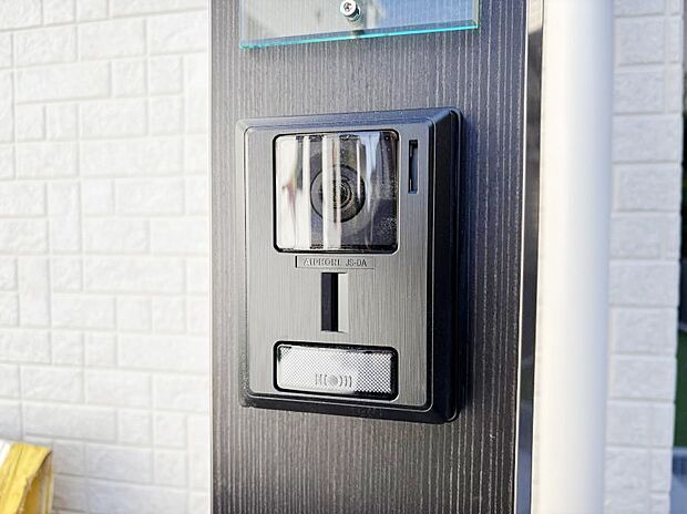 TVモニター付インターホンでセキュリティ面にも配慮。