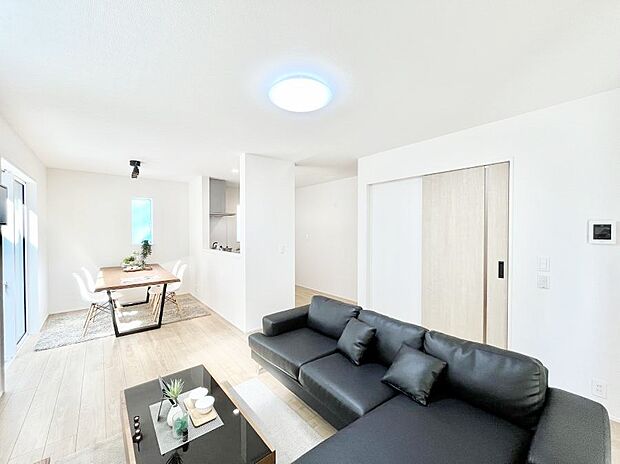 落ち着いた雰囲気のＬＤＫは家族みんなの快適空間