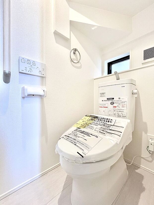 トイレは1階と2階それぞれに配置されていてとても便利です。 