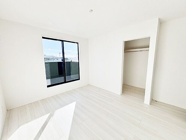収納が充実しているので居住スペースを広々使えます