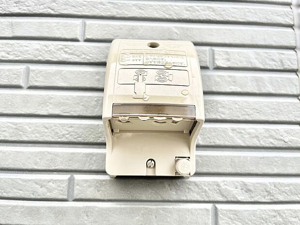 お掃除などに便利な外コンセント