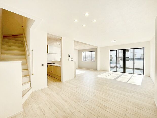 リビング階段、毎日大切な家族とコミュニケーションがとれる家族思いの間取り