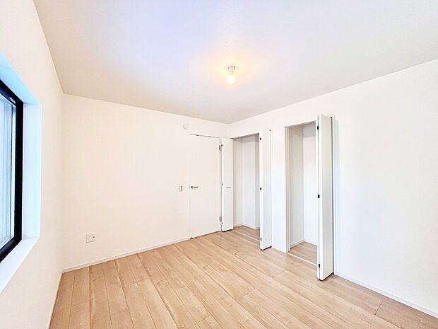 収納が充実しているので居住スペースを広々使えます