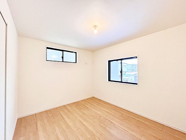 爽やかな日差しがお部屋全体を優しく包み込んでくれます