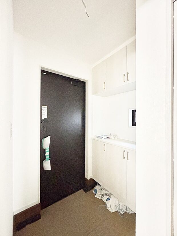 家族の帰宅やお客様をあたたかく迎える玄関