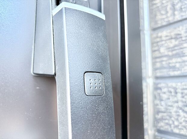 ラクラク開錠！スマートコントロールキー。