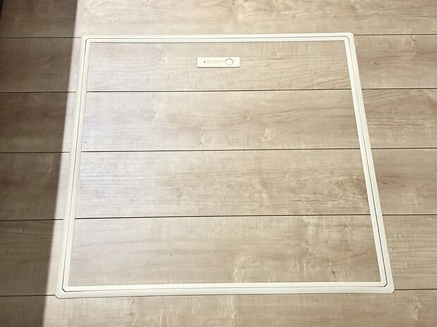 床下収納付き!日用品・非常用品の収納にも大活躍。