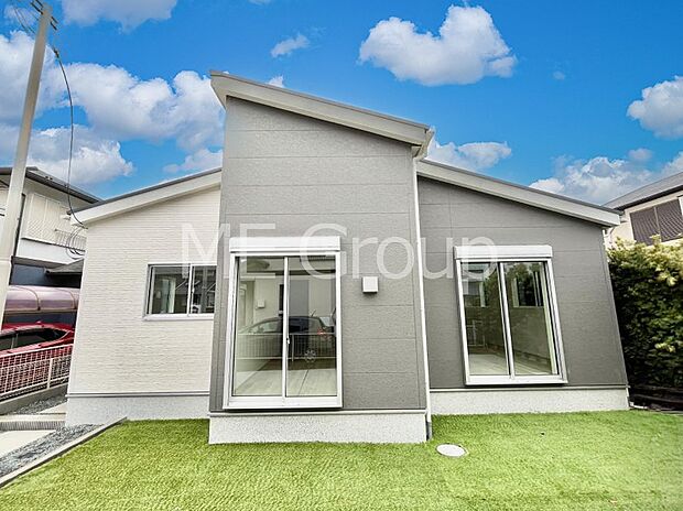 溢れる陽光でご家族の笑顔も輝く