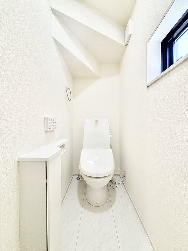 トイレは温水洗浄機能付き