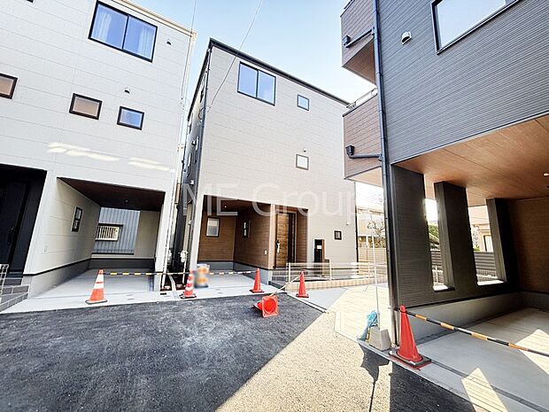 溢れる陽光でご家族の笑顔も輝く