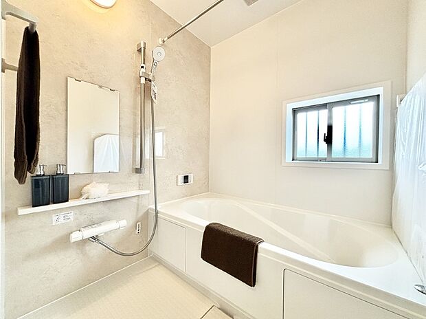 一日の疲れを癒やす大切なバスタイム。ゆっくりとお風呂を楽しんで疲れをとりたいですね!