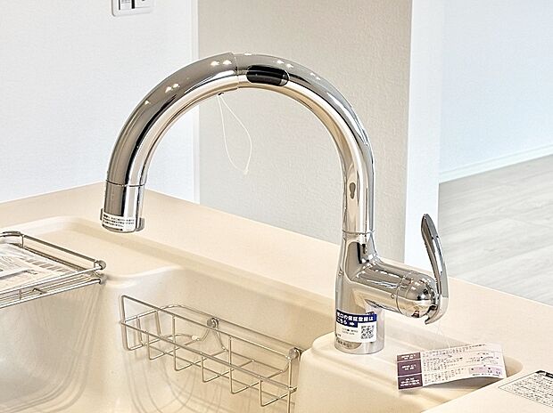 浄水器一体型のキッチンで洗い物用・料理用と切り替え簡単!