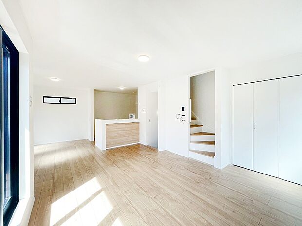 リビング階段、毎日大切な家族とコミュニケーションがとれる家族思いの間取り